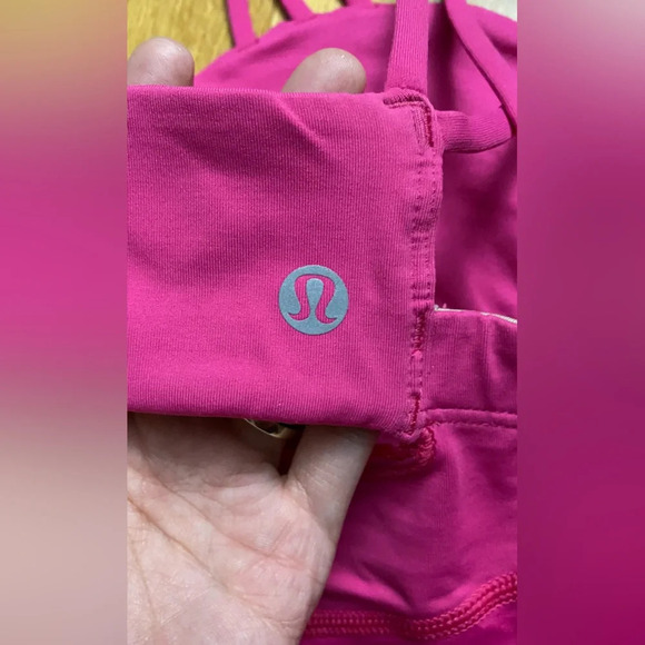 Lululemon Exquisite Tank II in Jeweled Magenta Size 6 - Picture 9 of 11